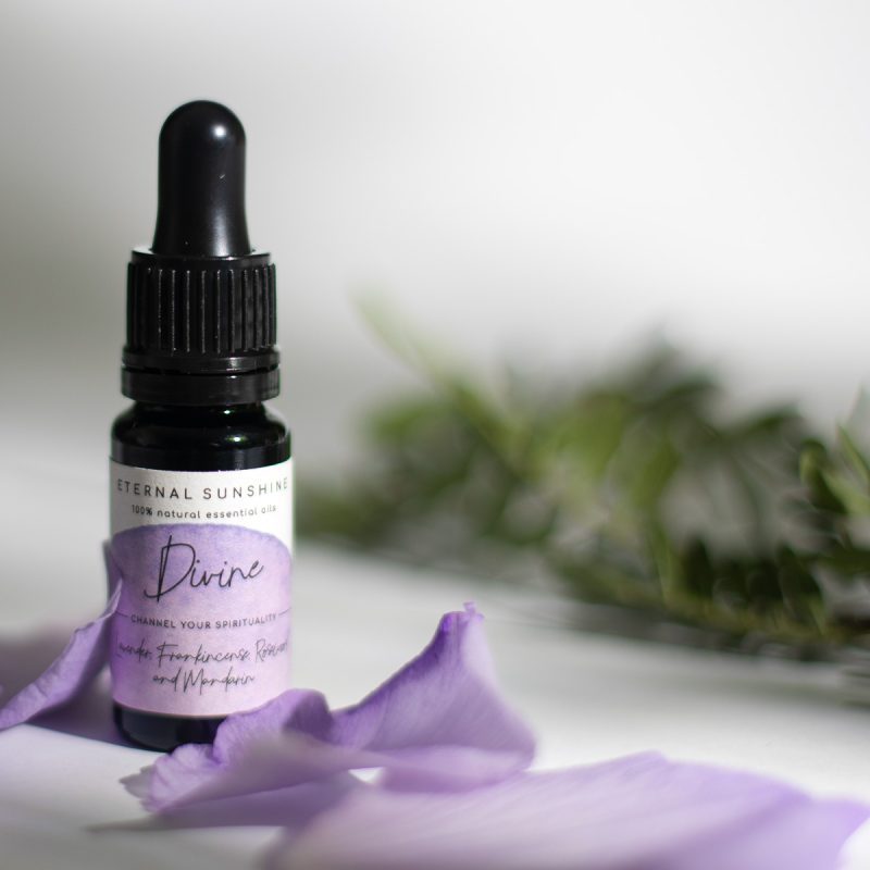 Eternal-Sunshine-Divine-Essential-Oil-Scene